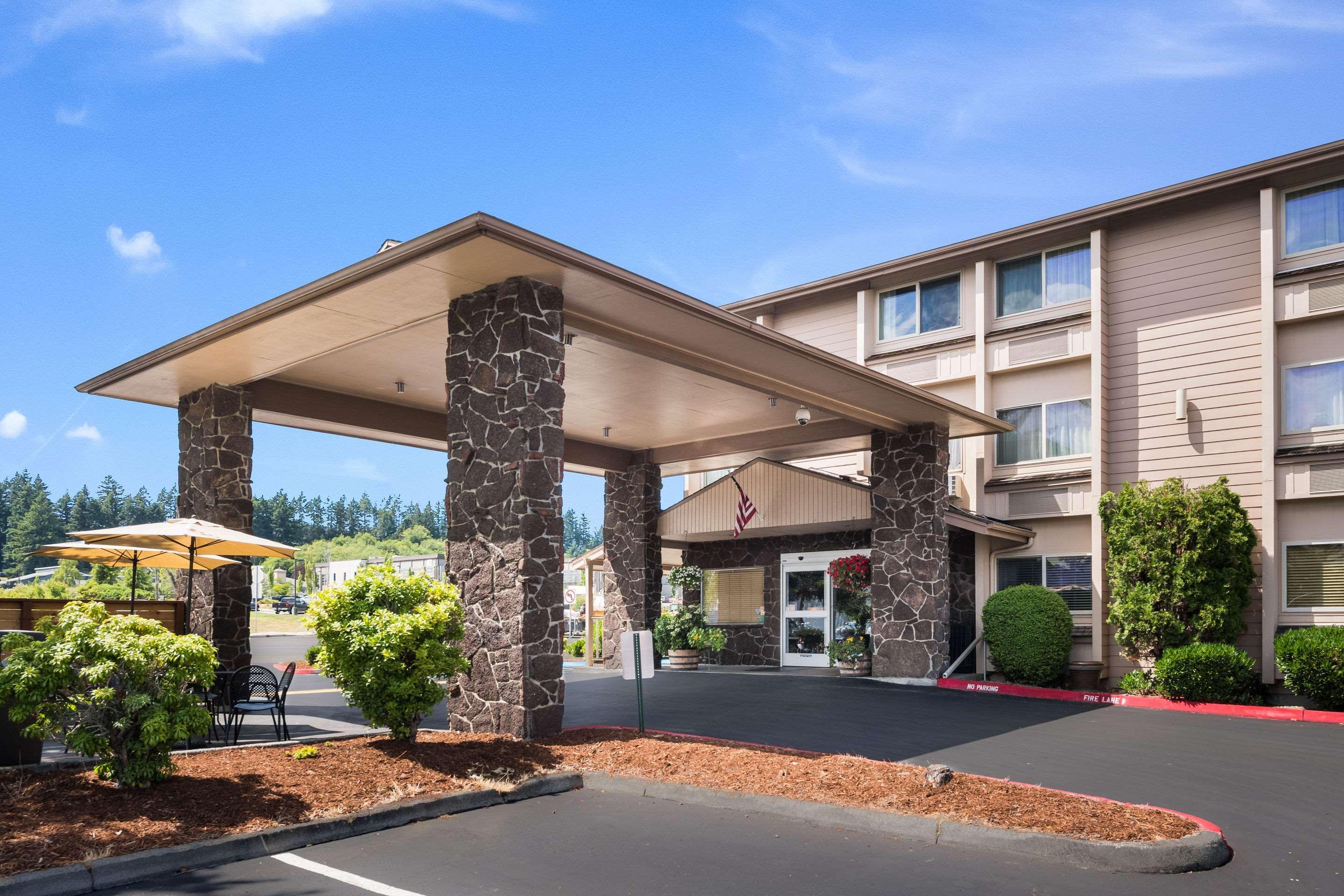 Quality Inn & Suites Silverdale Bangor-Keyport Экстерьер фото