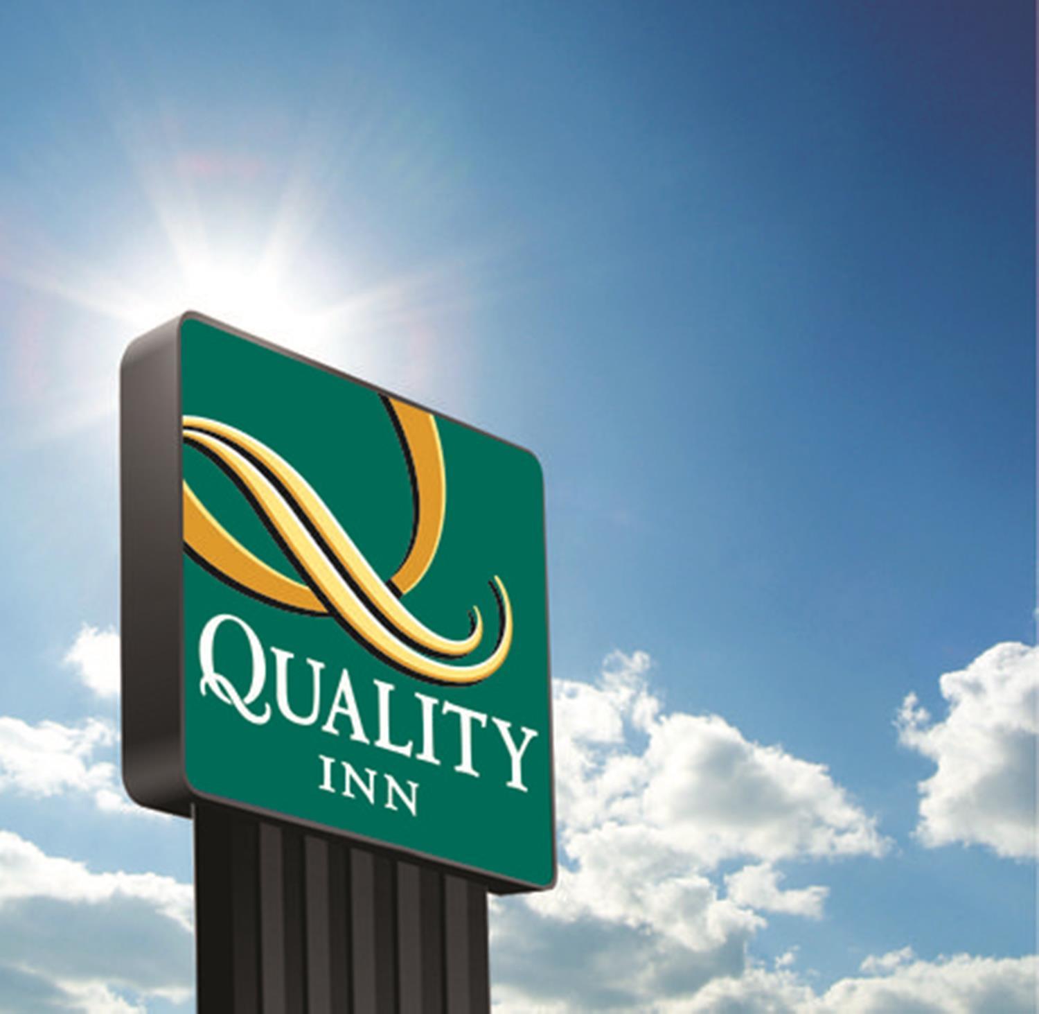 Quality Inn & Suites Silverdale Bangor-Keyport Экстерьер фото