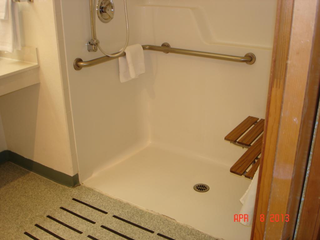 Quality Inn & Suites Silverdale Bangor-Keyport Экстерьер фото