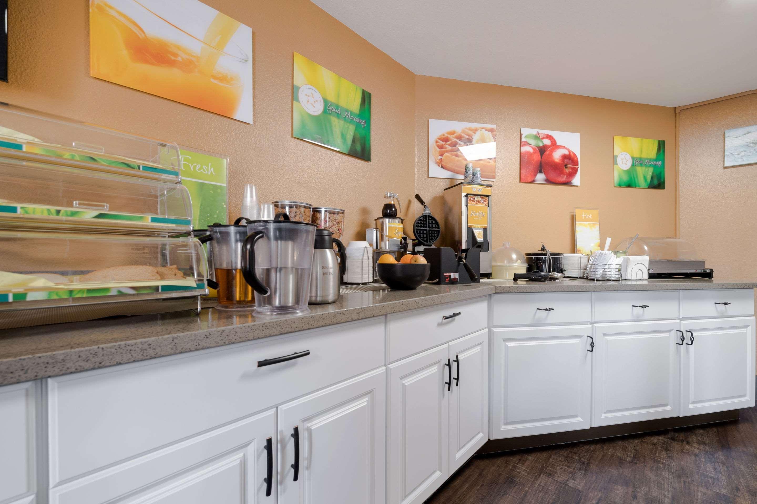 Quality Inn & Suites Silverdale Bangor-Keyport Экстерьер фото