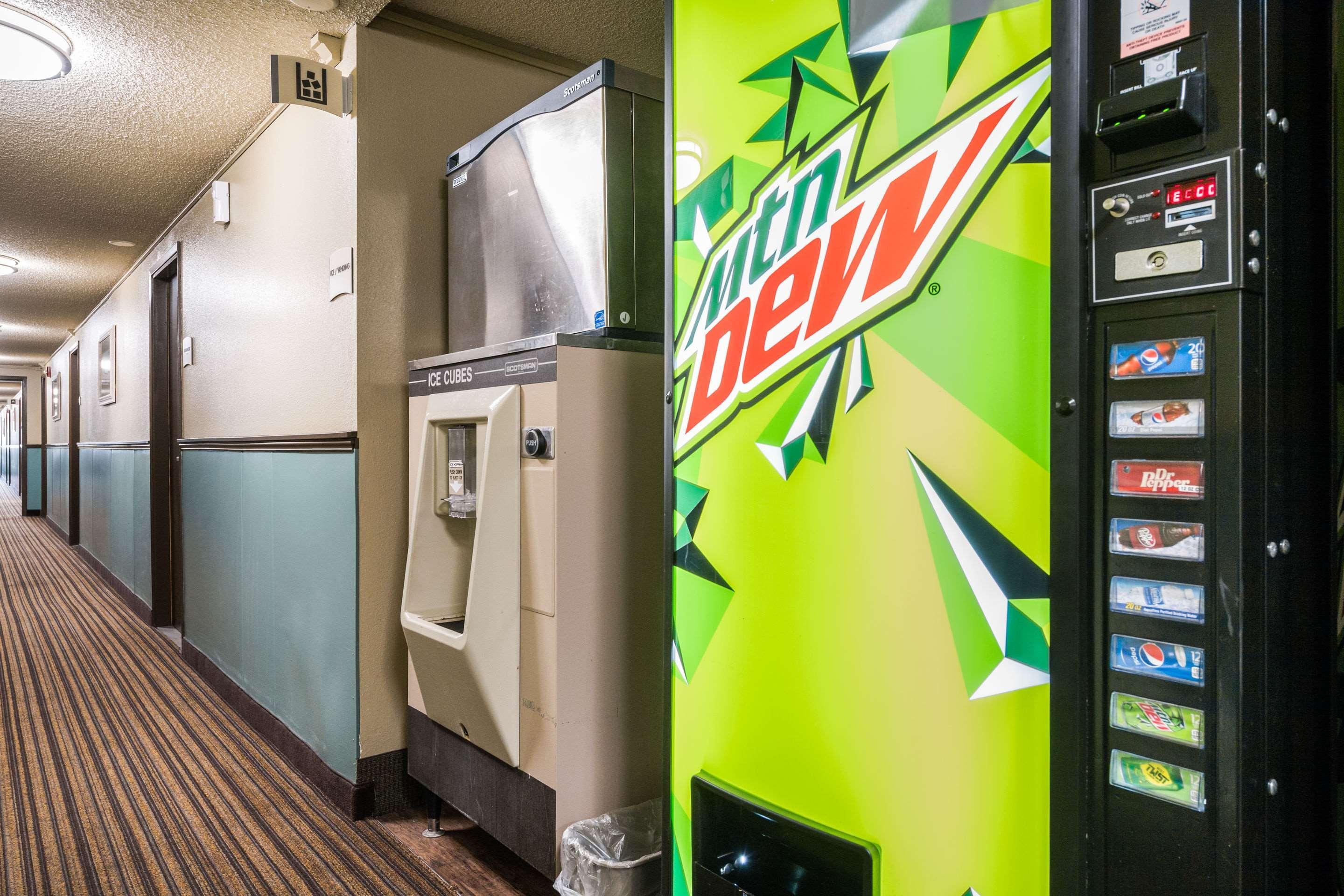 Quality Inn & Suites Silverdale Bangor-Keyport Экстерьер фото