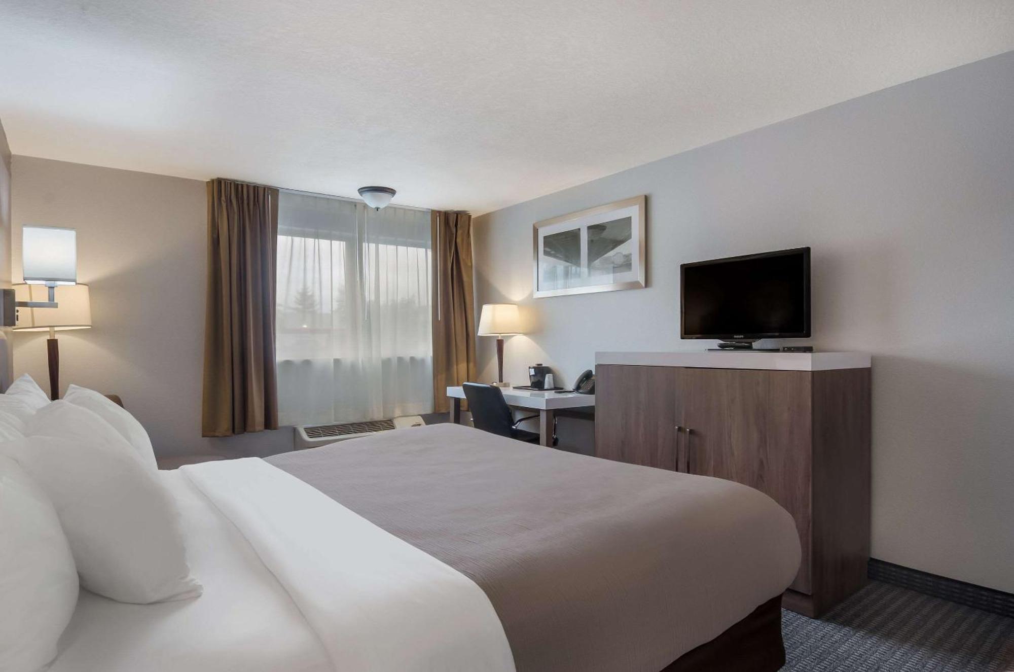 Quality Inn & Suites Silverdale Bangor-Keyport Экстерьер фото