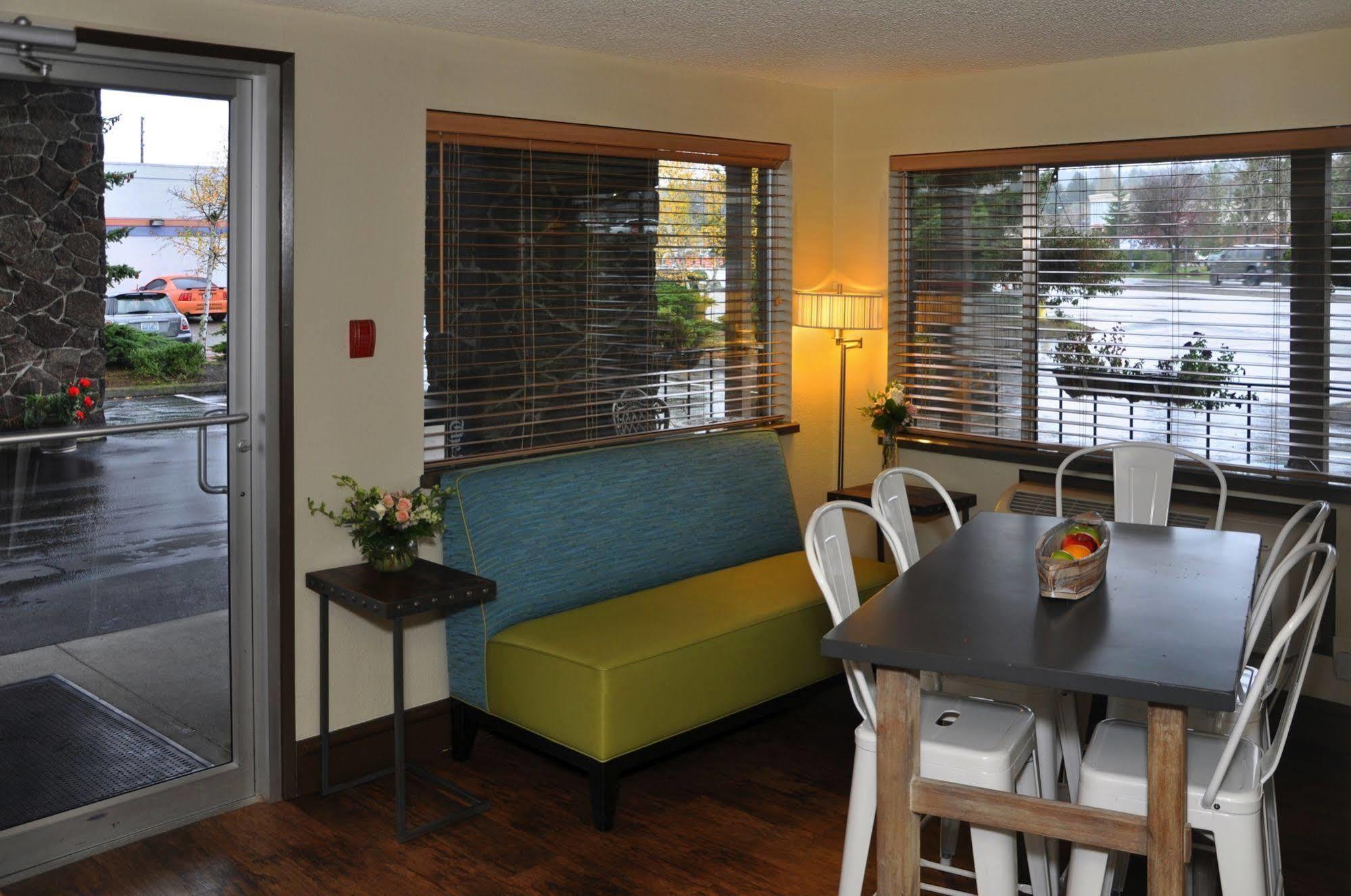 Quality Inn & Suites Silverdale Bangor-Keyport Экстерьер фото